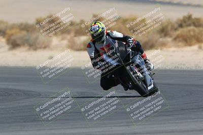 media/Mar-28-2022-Superbike Trackdays (Mon) [[b8603d0f67]]/Open Track Time/Turn 16/